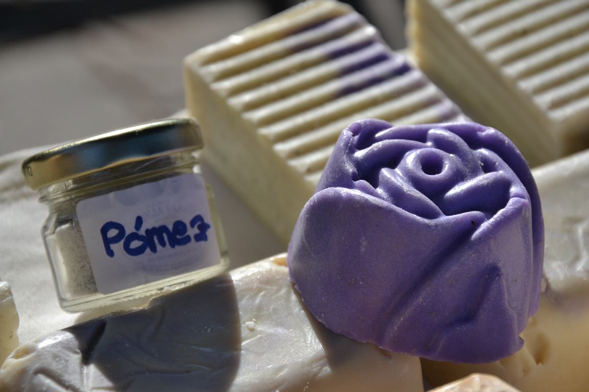 Pomez